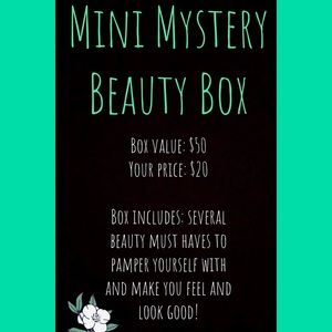 Mini Mystery Beauty Box